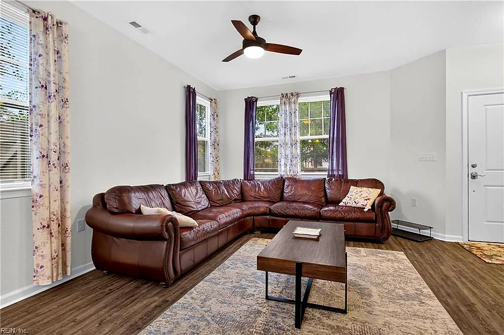 3868 Clarendon Way, Virginia Beach — photo