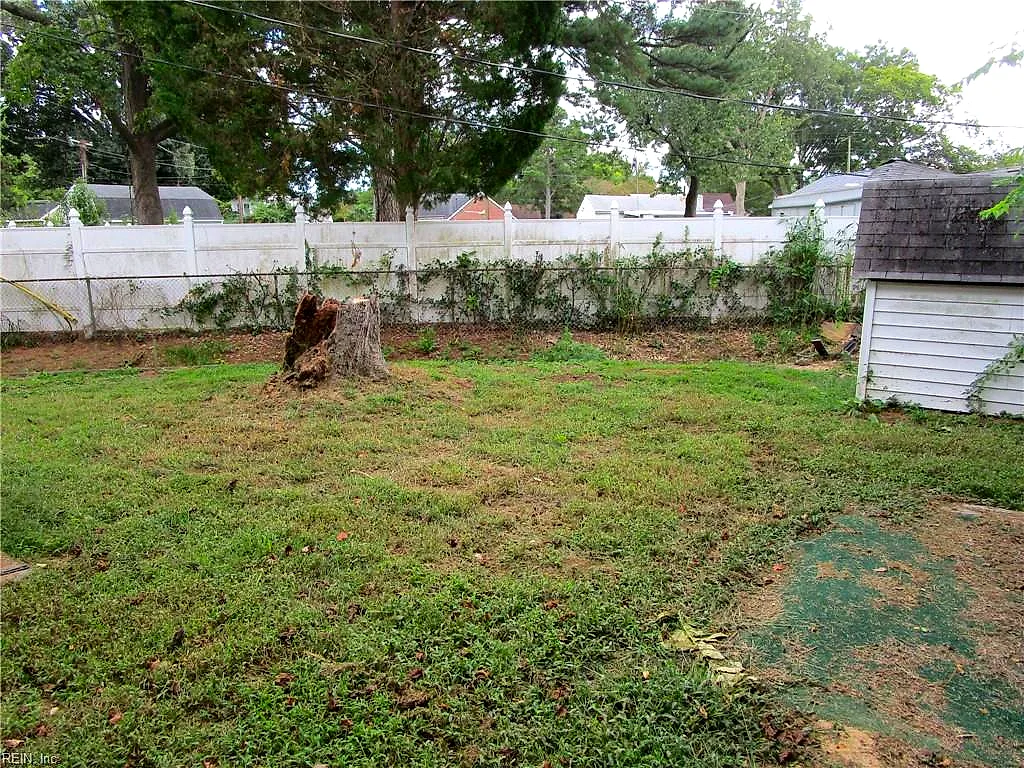 12 Kingslee Ln, Hampton — photo