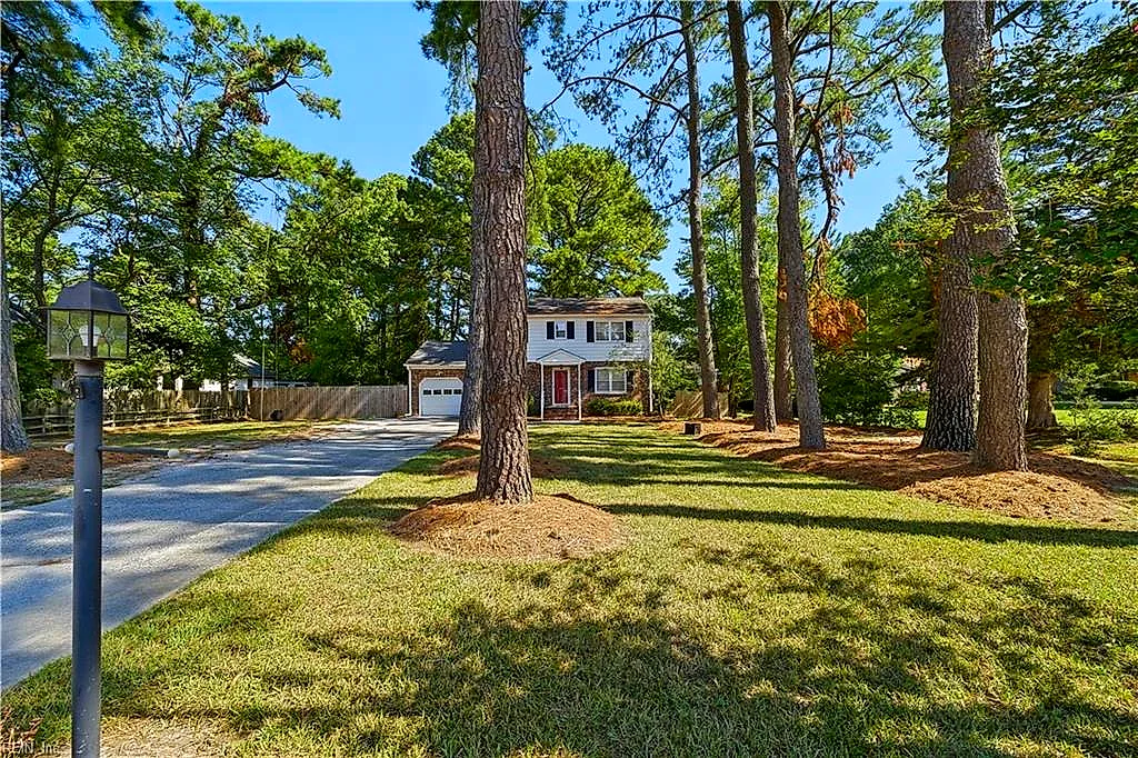 242 Hunts Neck Rd, Poquoson — photo