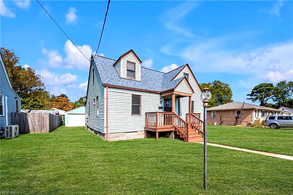 9235 Phillip Ave, Norfolk — photo