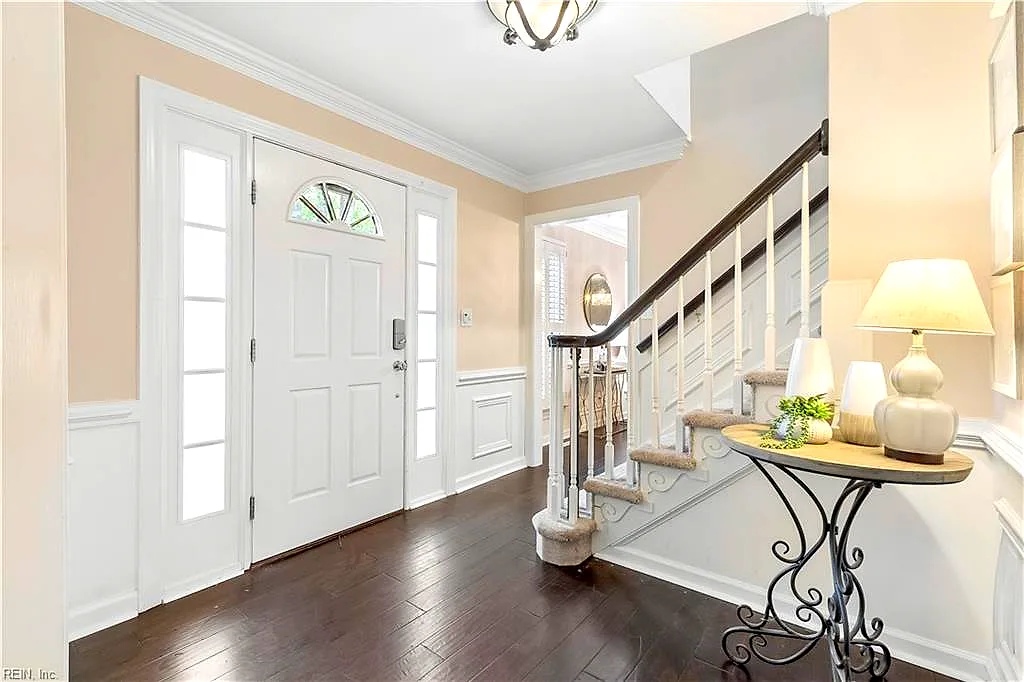 808 Coverdale Ln, Virginia Beach — photo