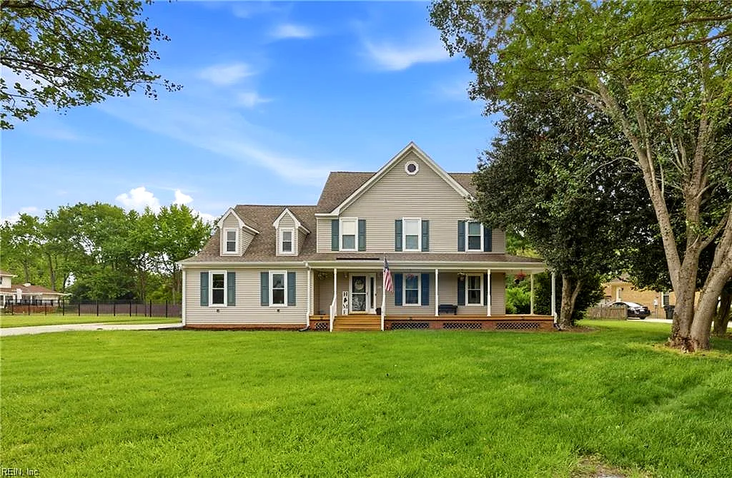 101 Kings Point DR