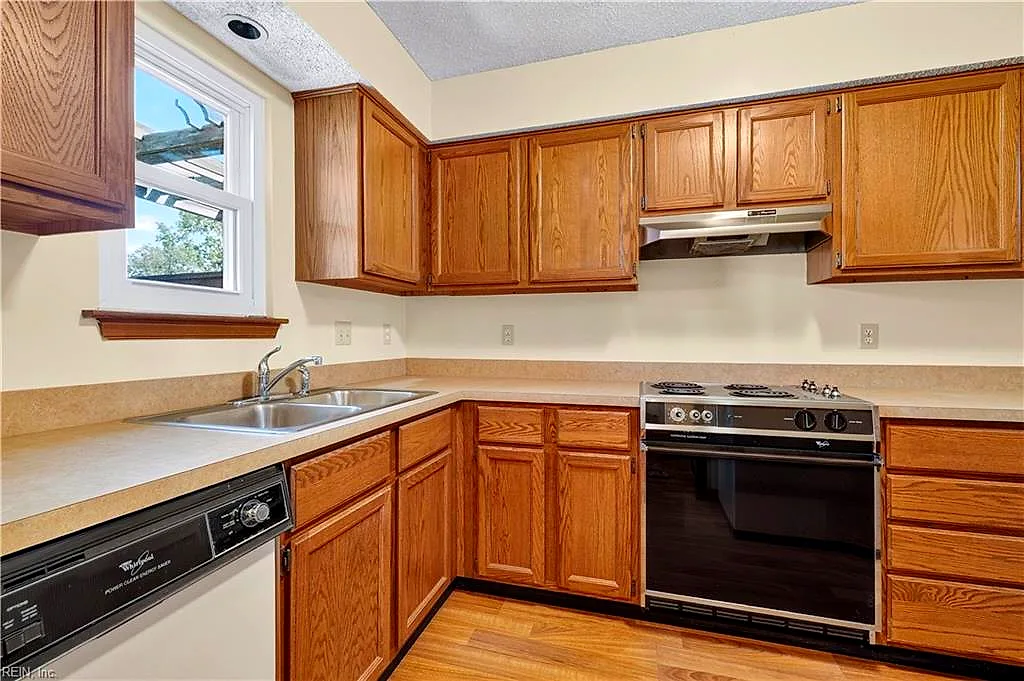 1427 Gannet Rn, Virginia Beach — photo