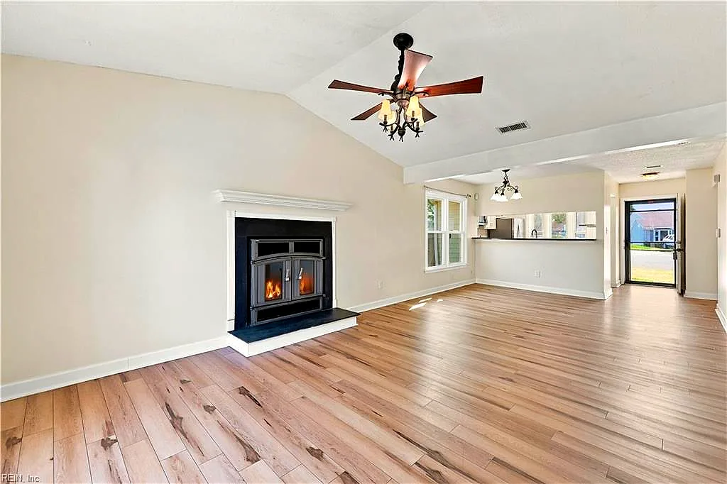 1877 Scarlotti Ct, Virginia Beach — photo