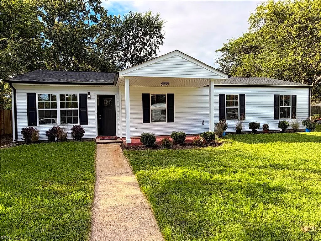1405 Salton Dr, Chesapeake — photo