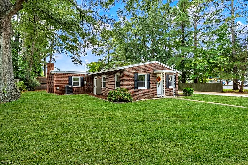 109 Causeway Dr, Chesapeake — photo