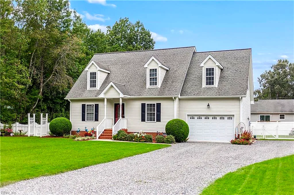 12266 Poplar Trl, Gloucester — photo