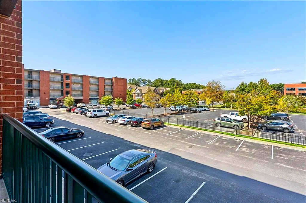 230 Nat Turner Blvd S #2002, Newport News — photo