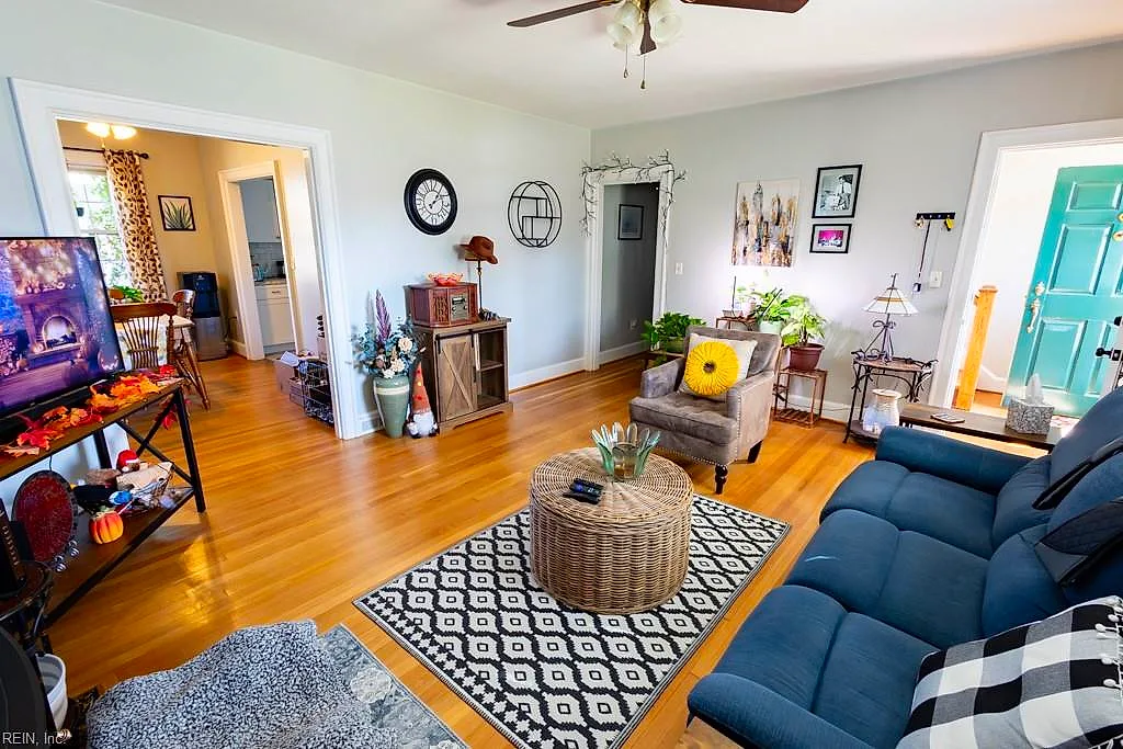 428 Russell St #1, Portsmouth — photo