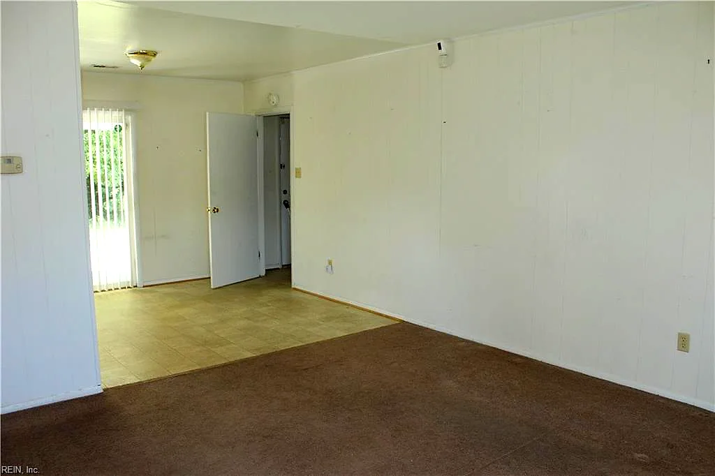 1503 Addison Rd, Hampton — photo