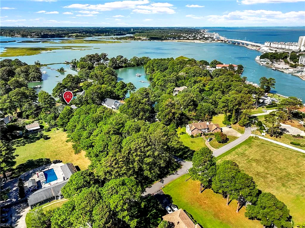 2031 Ridge End Rd, Virginia Beach — photo