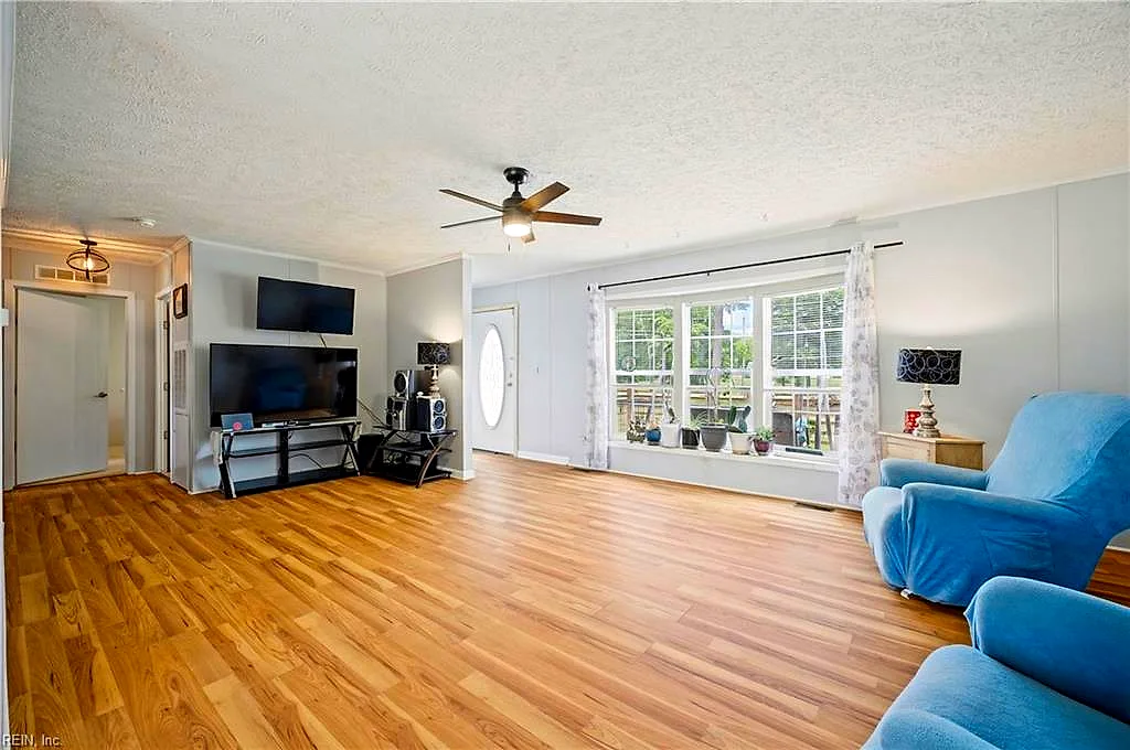 9025 Mill Swamp Rd, Smithfield — photo