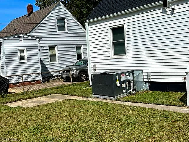 32 W. Southampton Ave, Hampton — photo