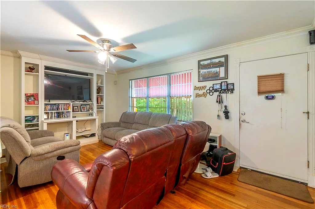 507 Goosley Rd, Yorktown — photo