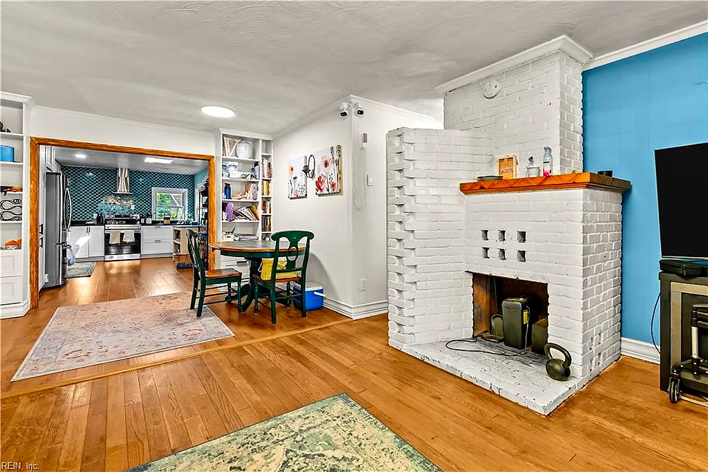 8264 Gygax Rd, Norfolk — photo