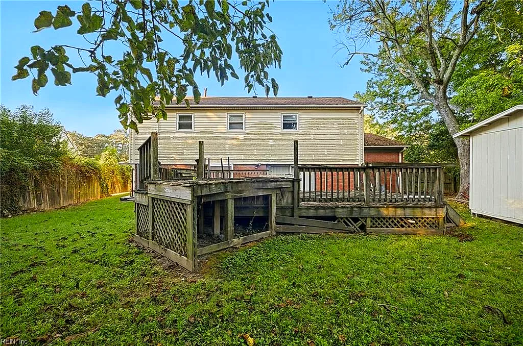 424 Pepper Mill Ln, Norfolk — photo