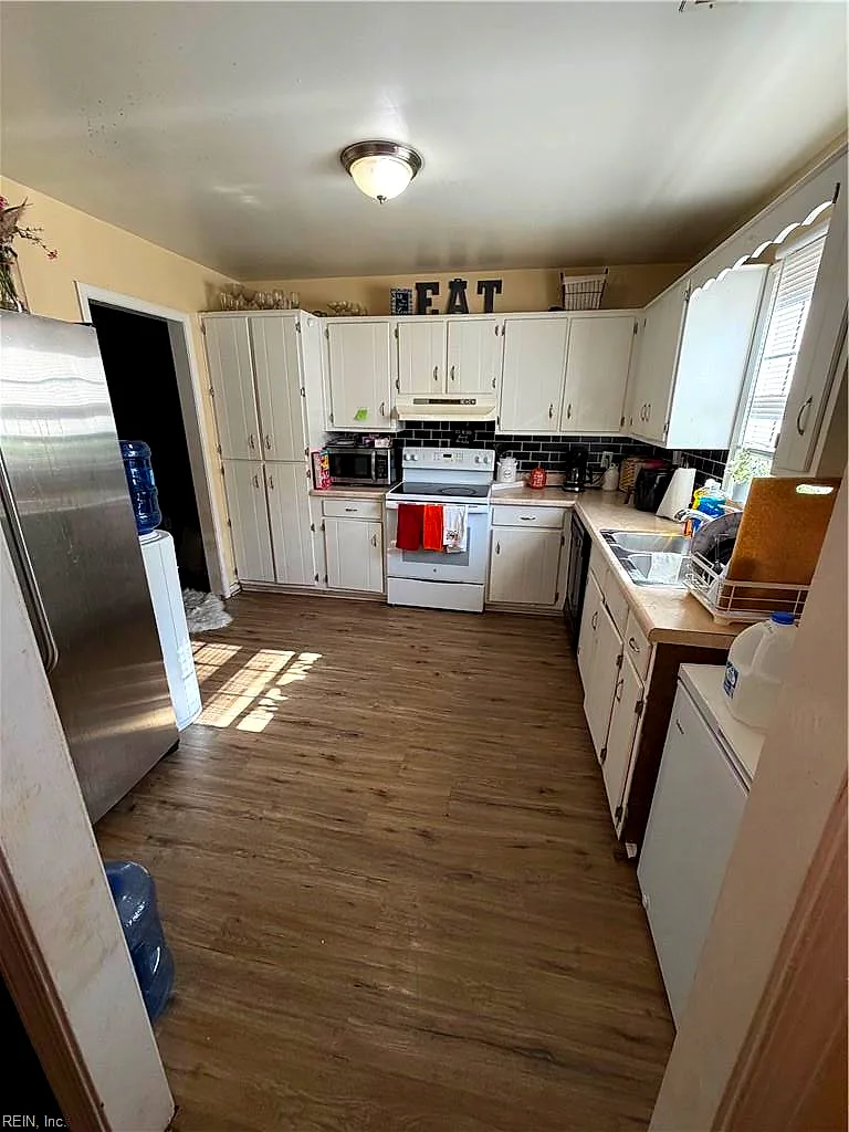 14541 Old Courthouse Way #E, Newport News — photo