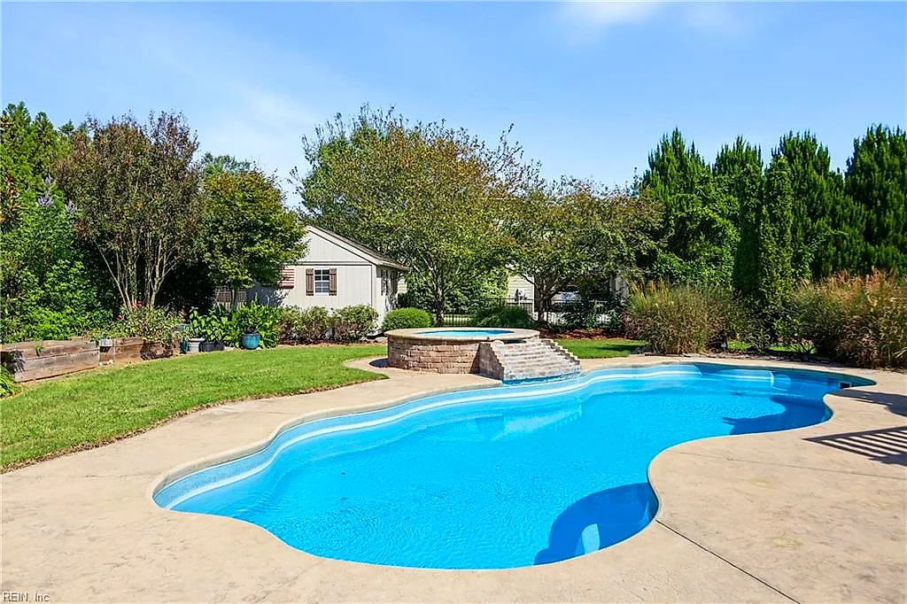 2089 Kittridge Dr, Virginia Beach — photo