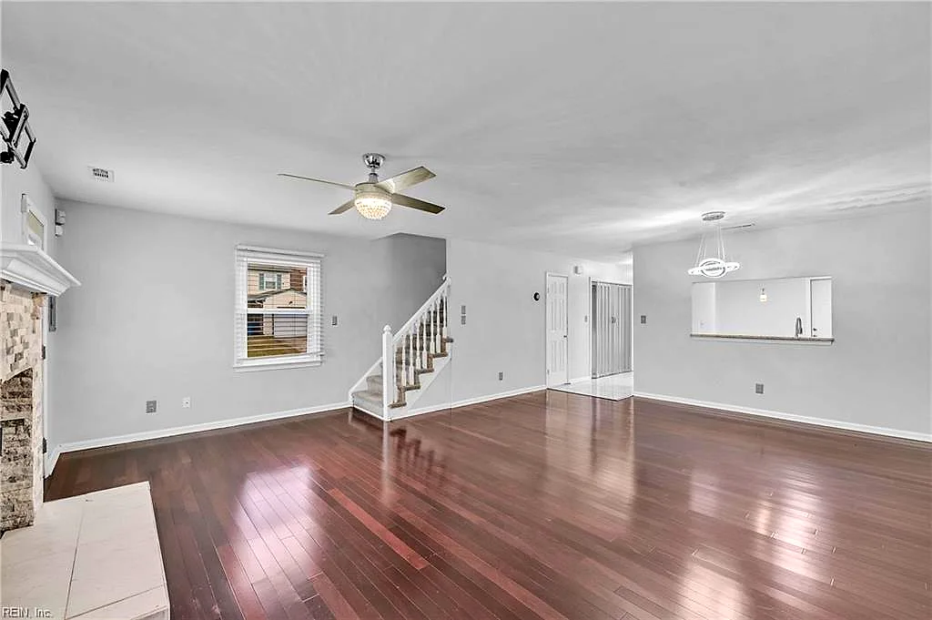 1300 Hafford Rd, Virginia Beach — photo
