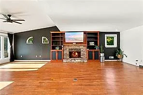 8372 Capeview Ave, Norfolk — photo