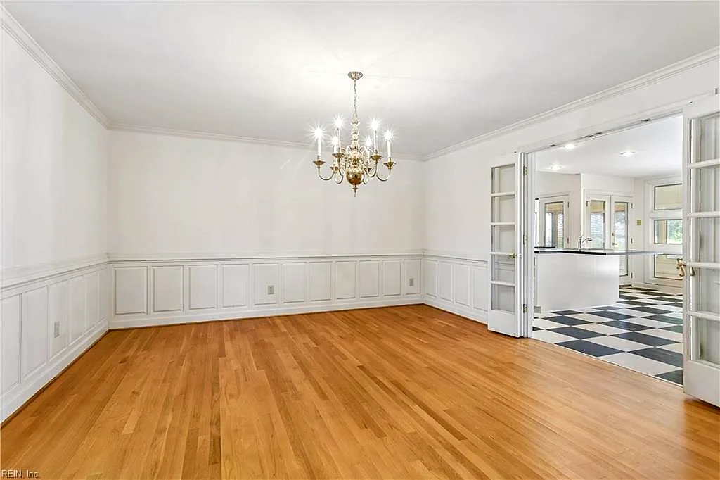 60 N Willard Ave, Hampton — photo