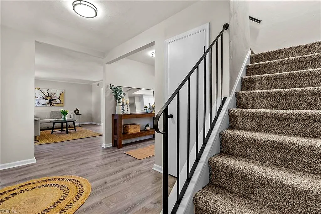528 Woodlake Rd Rd, Virginia Beach — photo