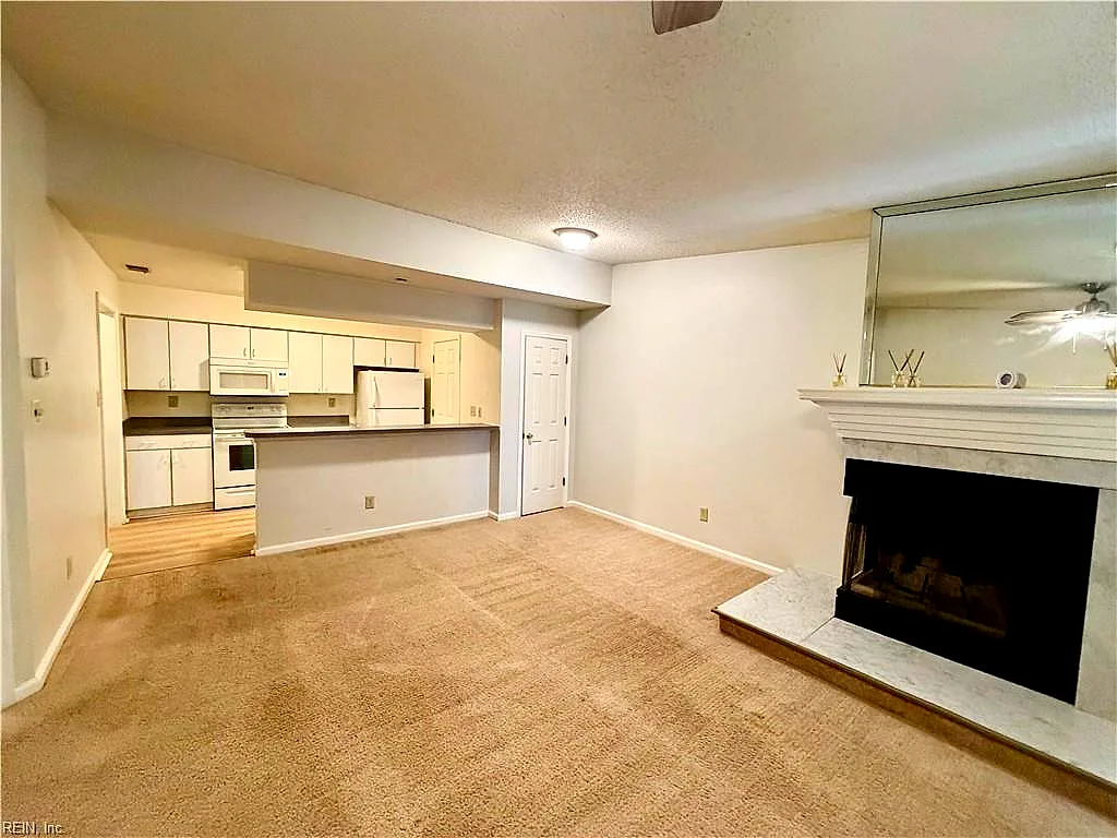 712 Inlet Quay #H, Chesapeake — photo