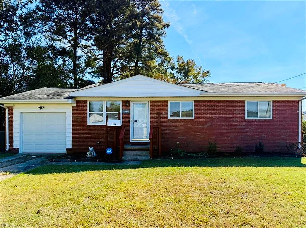 3349 Ridgefield Dr, Norfolk — photo