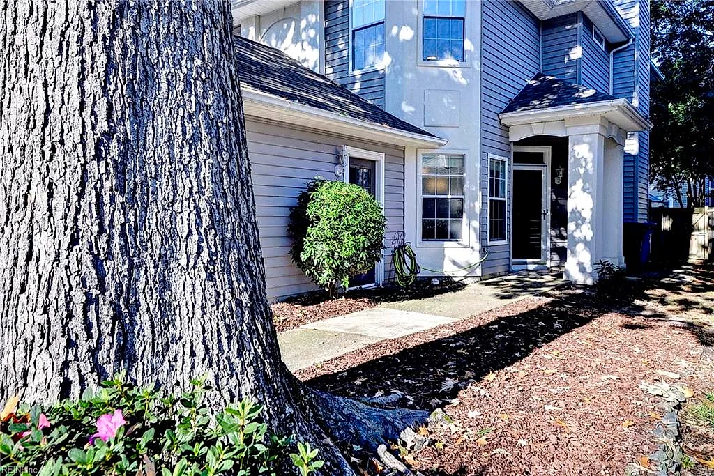 927 Prestige Ct, Newport News — photo