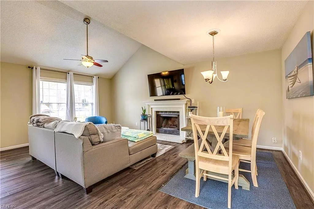 2161 Lyndora Rd, Virginia Beach — photo