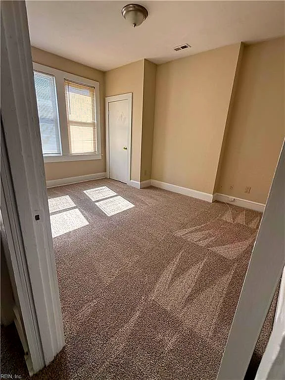410 W 31st St #B, Norfolk — photo