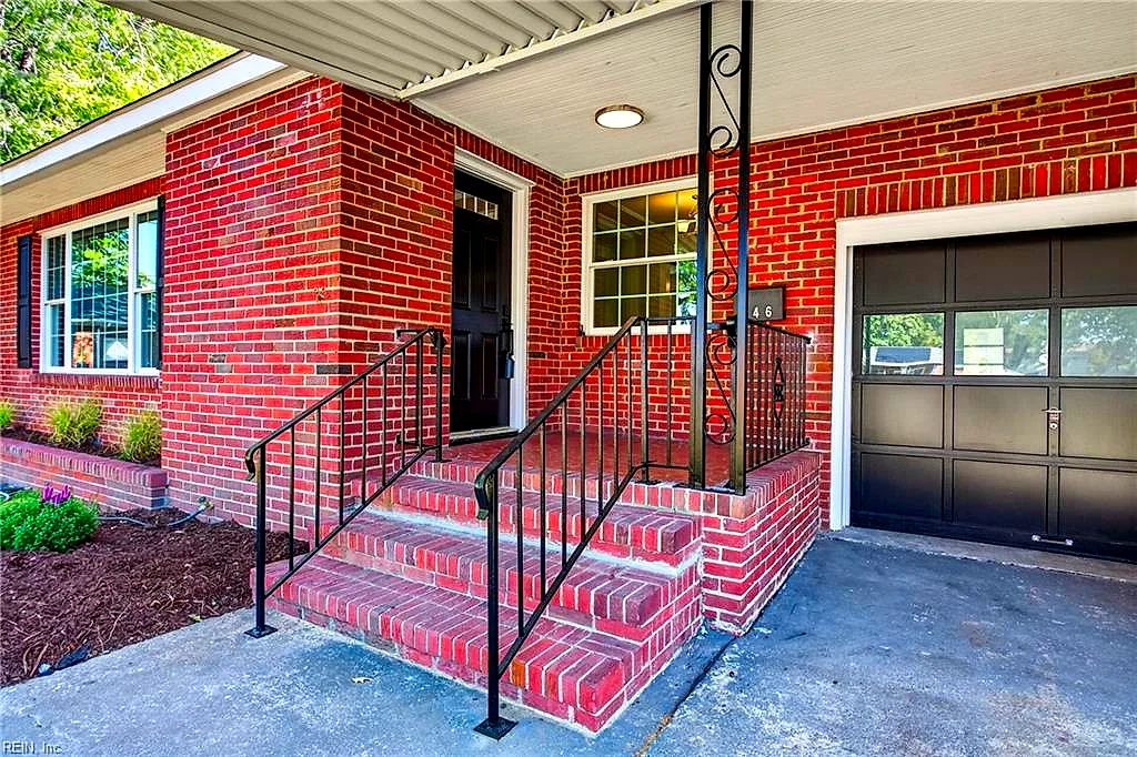 146 Cambridge Pl, Hampton — photo