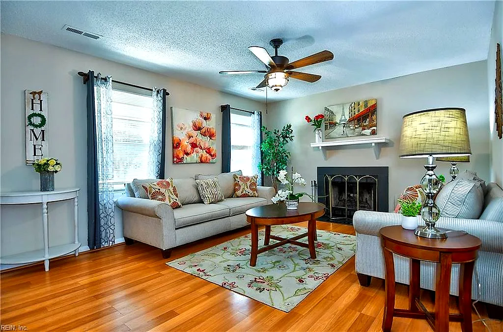 1512 Eagleton Ln, Virginia Beach — photo
