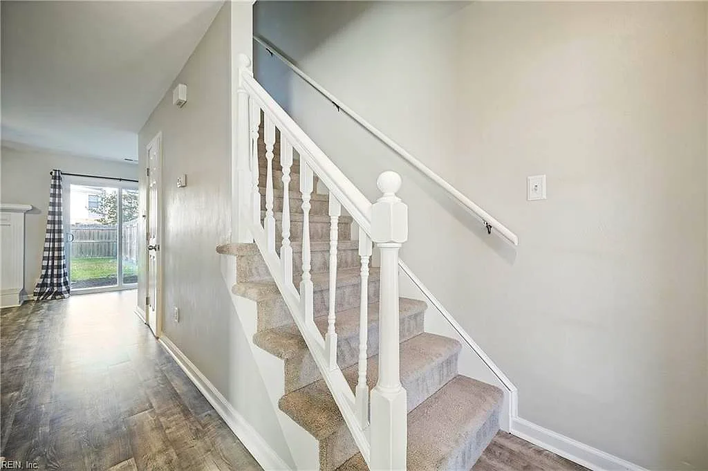 1561 Jameson Dr, Virginia Beach — photo