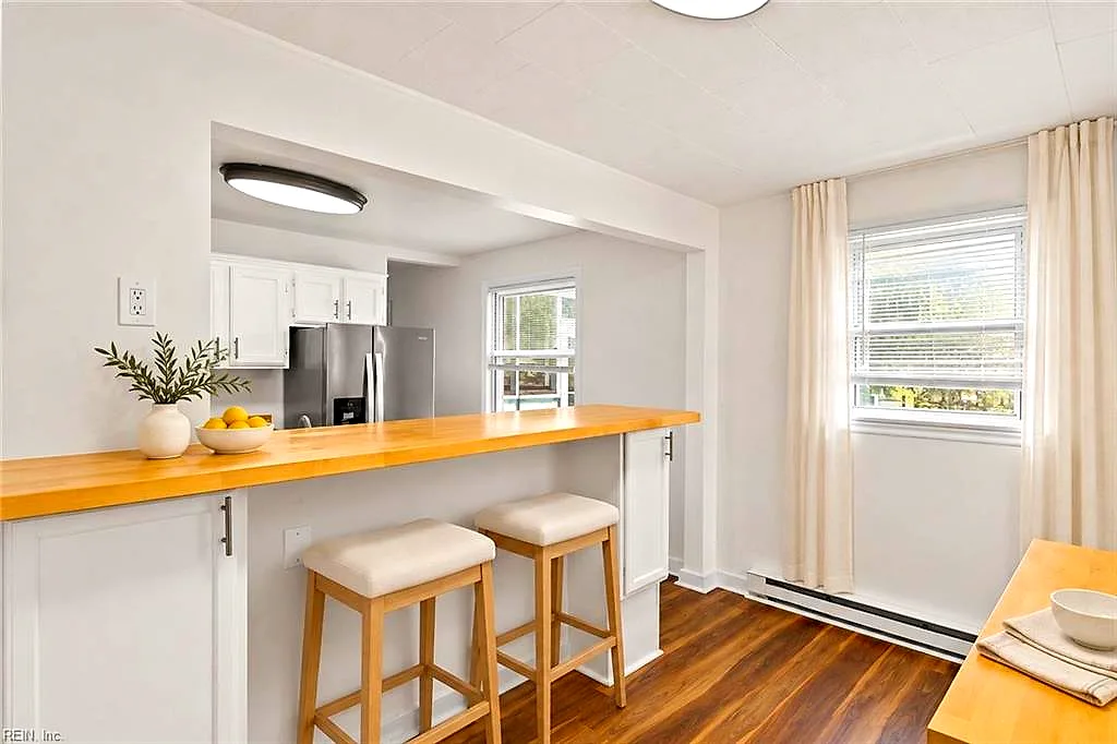 3465 E Bonner Dr, Norfolk — photo