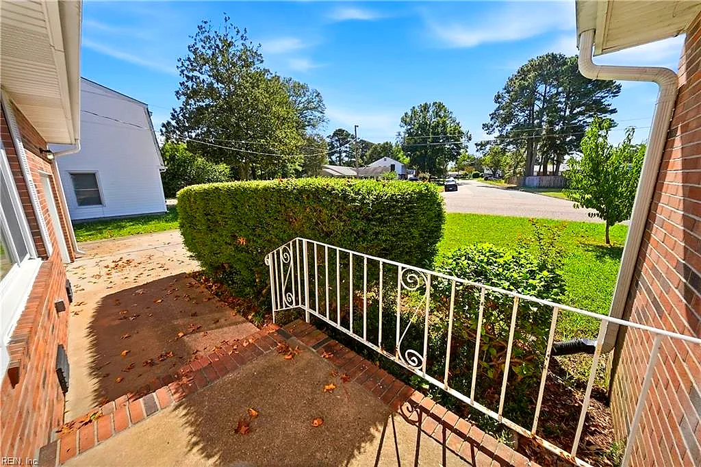 4 Bramston Dr, Hampton — photo
