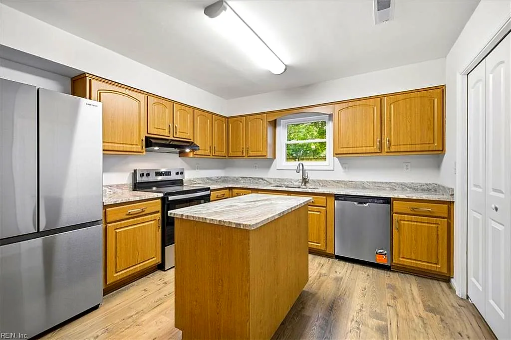 4985 Ruth Rd, Virginia Beach — photo
