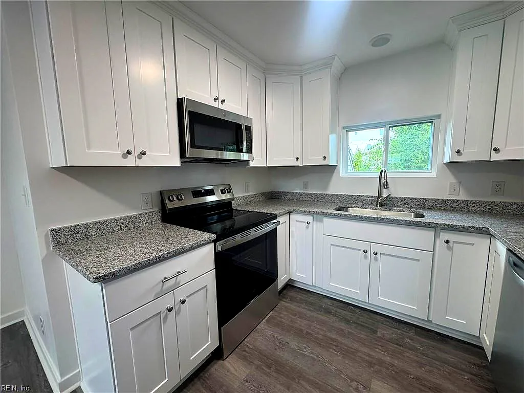 1125 Little Bay Ave #1, Norfolk — photo