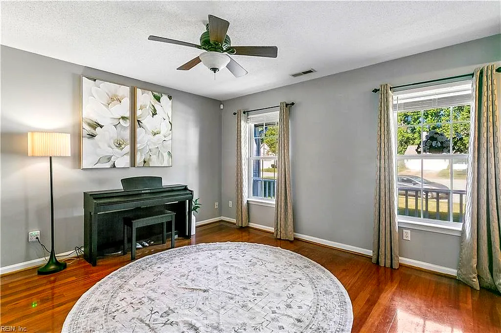 28 Gallaer Ct, Hampton — photo