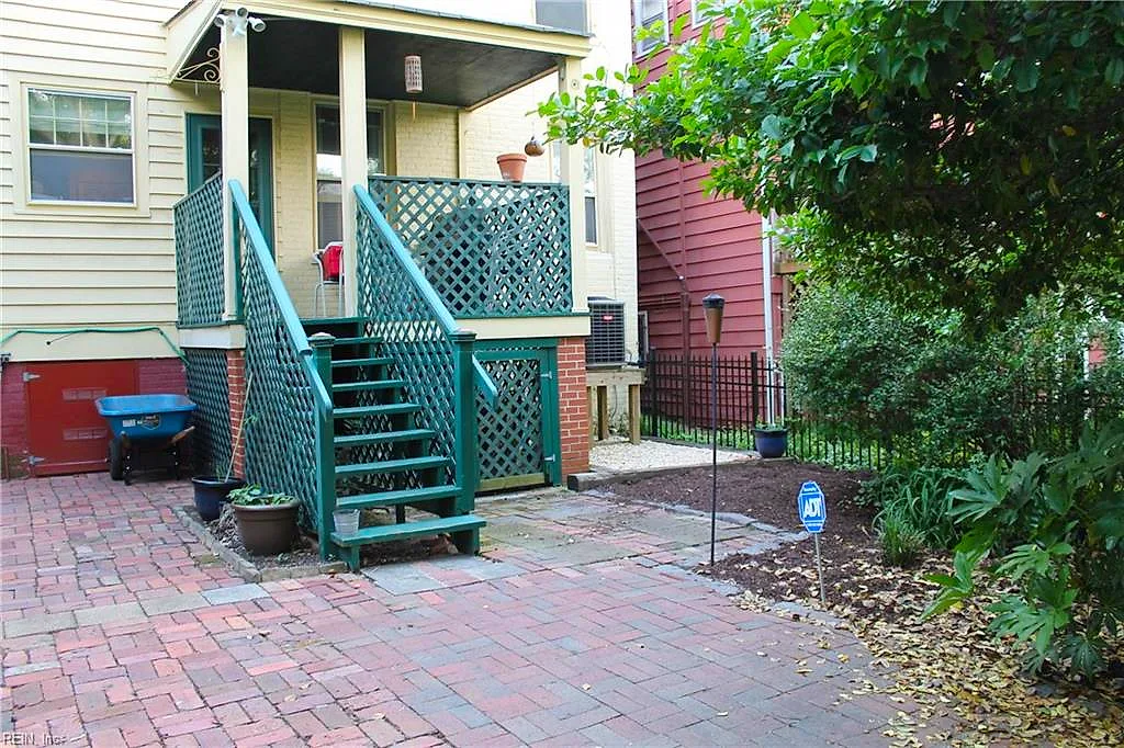 413 Washington St, Portsmouth — photo