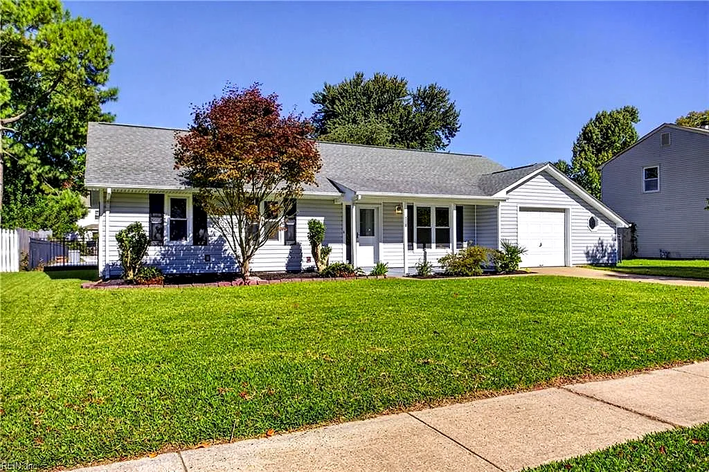 119 Admiral Ct, Hampton — photo