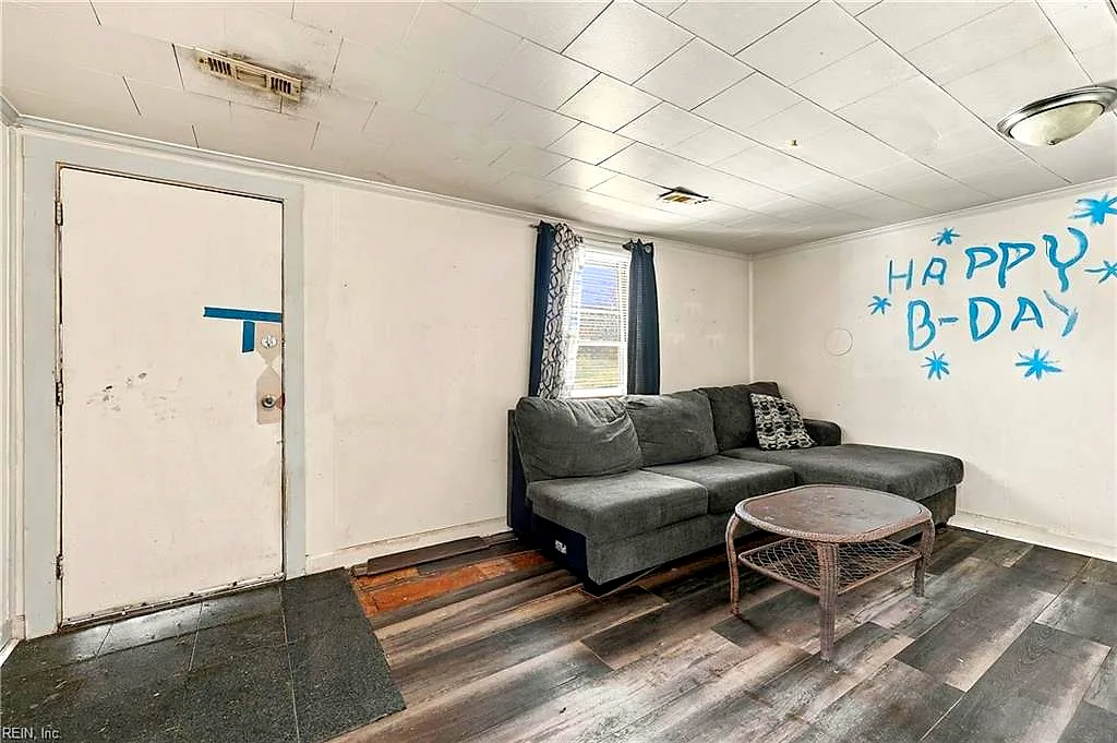 2508 Shell Rd, Hampton — photo