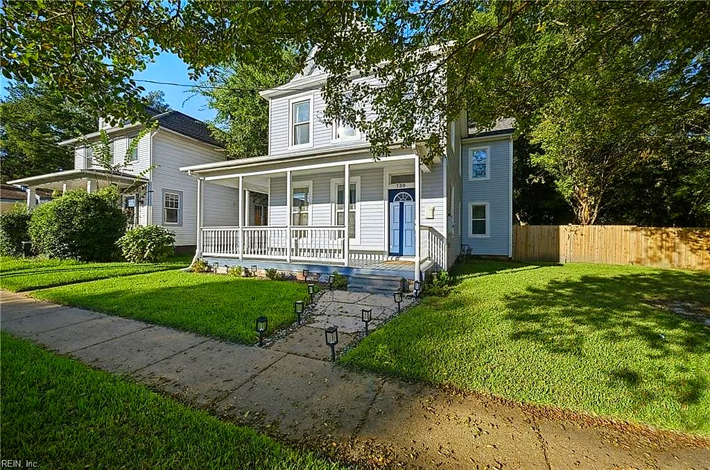 738 Douglas Ave, Portsmouth — photo