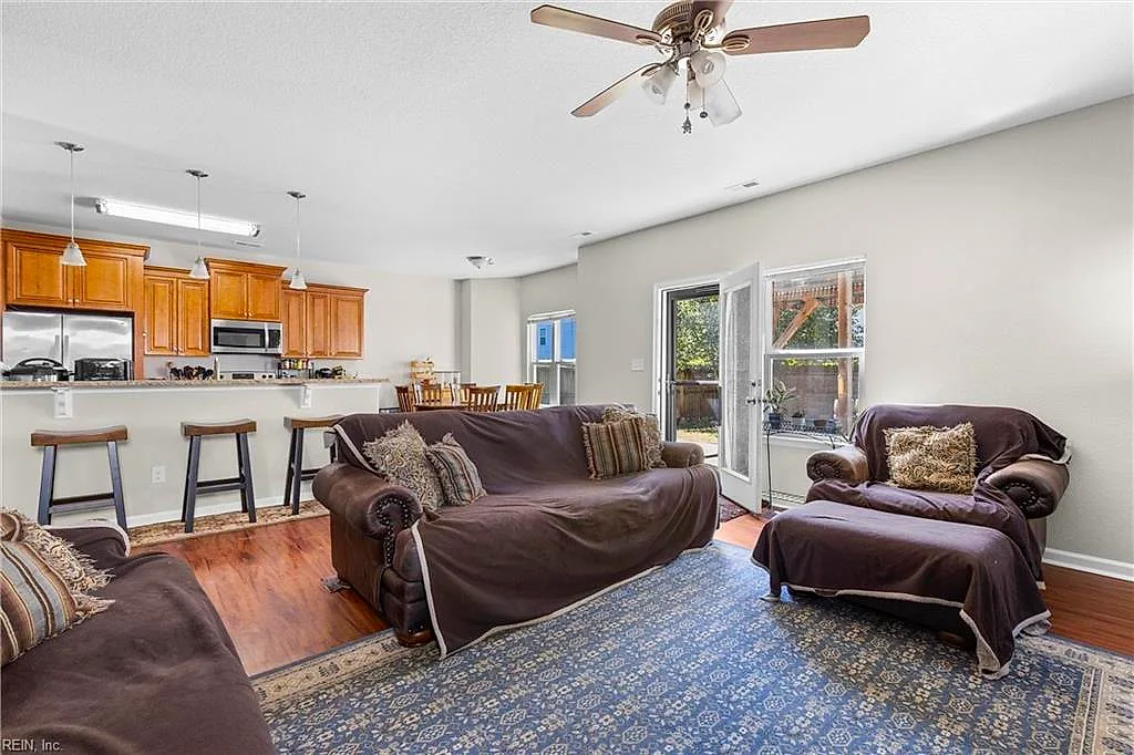 2021 Sparrow Rd, Chesapeake — photo