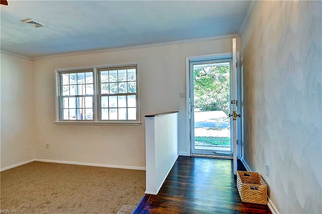 5313 Sherluck Rd, Virginia Beach — photo
