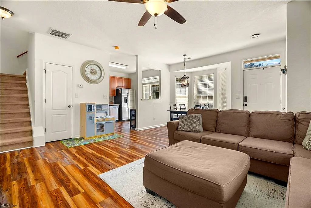1103 Teton Cir, Suffolk — photo