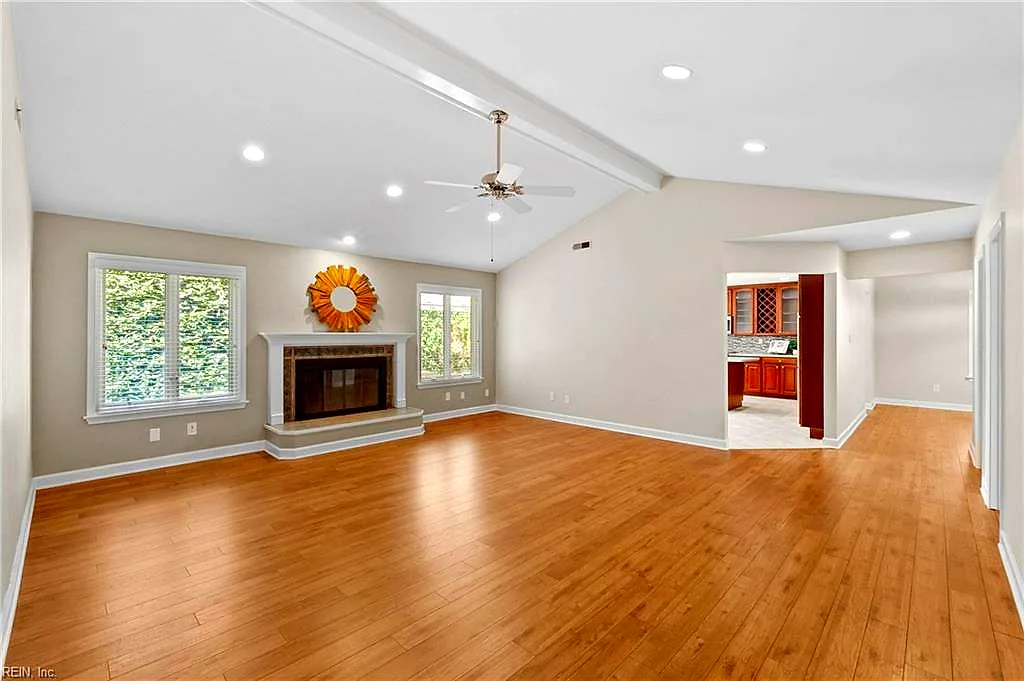 1852 Timberwood Ln, Virginia Beach — photo