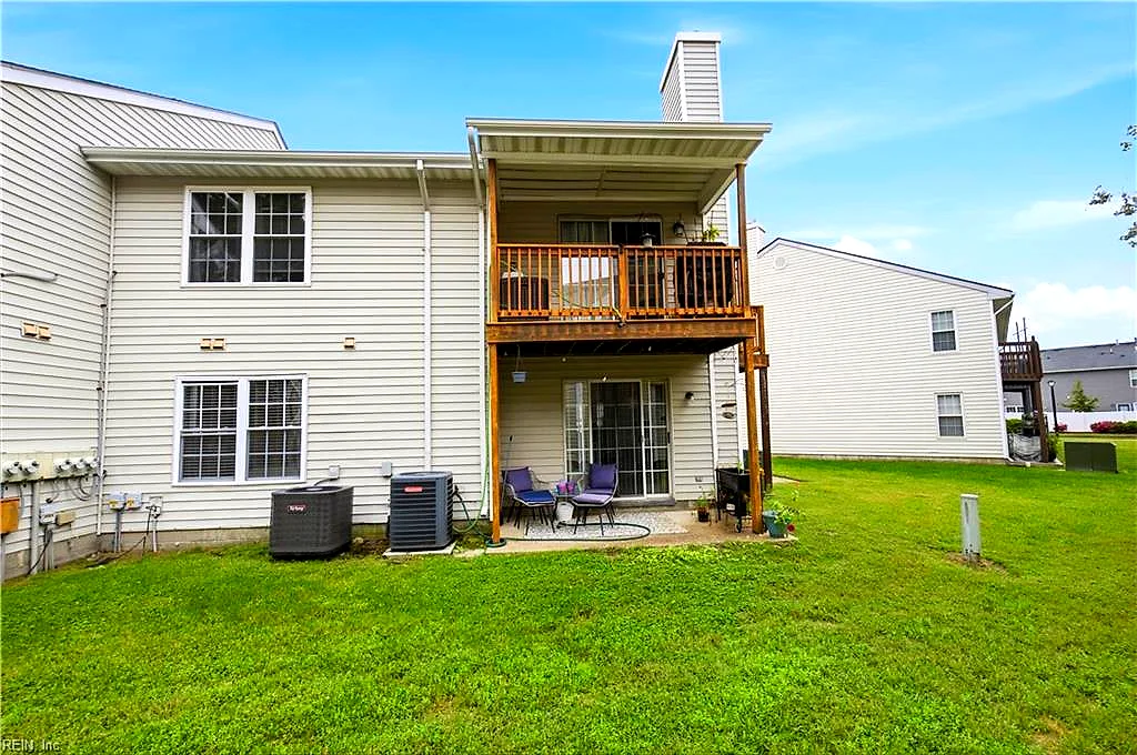 3704 Towne Point Rd #B, Portsmouth — photo