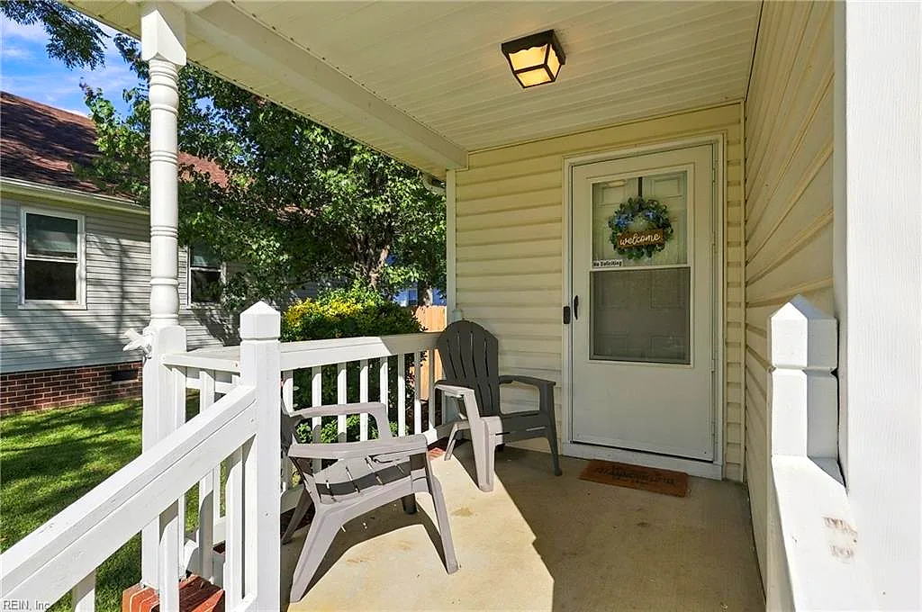 227 Abingdon Cir, Suffolk — photo