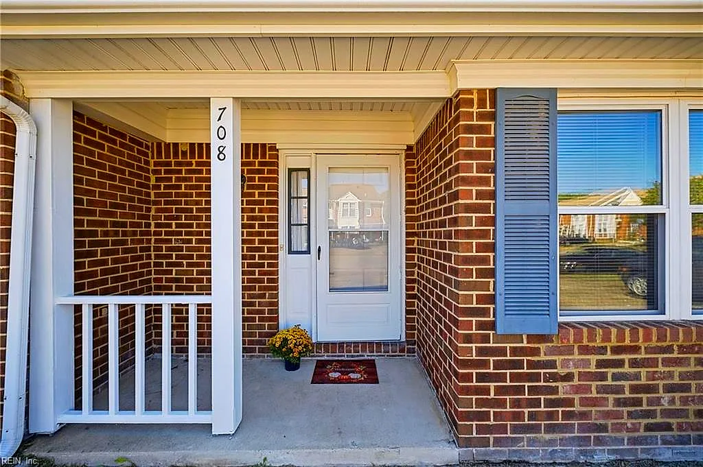 708 Nottaway Dr, Chesapeake — photo